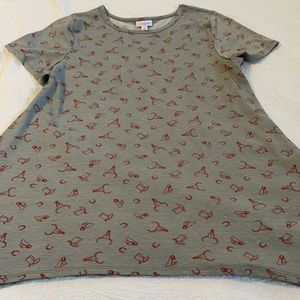 NWT Melissa shark bite tee